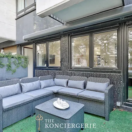 Apartmán Havre Lumineux Avec Vaste Terrasse Sur Les Champs-elysees Paříž